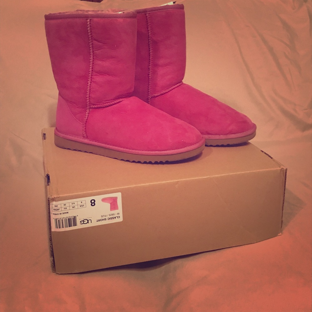 Classic Short Fuschia UGG Boots
